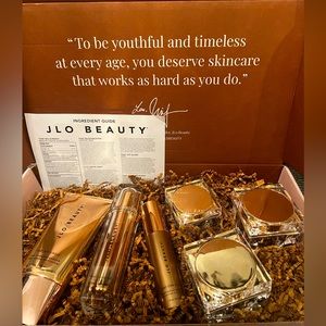 ❤️❤️❤️ SOLD OUT ❤️❤️❤️JLO BEAUTY 6-PIECES DELUXE SKINCARE FULL SET KIT